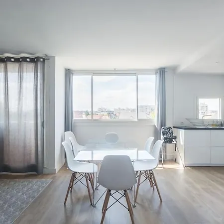 Joli Duplex Renove A Neuf De 72m²